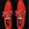 Red Dry Eye! Shoes with strange eyes!